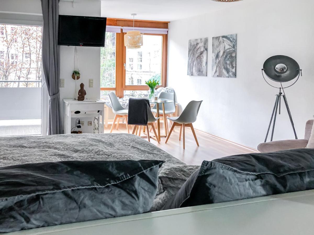Studio Near Altstadt /W Workspace, Feng-Shui & Art เวิร์ซบวร์ก ภายนอก รูปภาพ